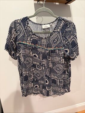 Passenger Navy and White Geometric Short Sleeve Blouse with Multicolor Trim
